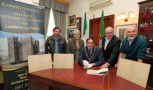 Handover of Barry manuscript 29 Sep 2023, Lord Mayor Kieran McCarthy