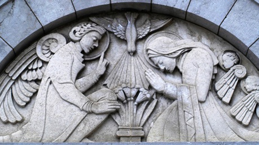 blackpoolchurch_frontdoor_carving-web